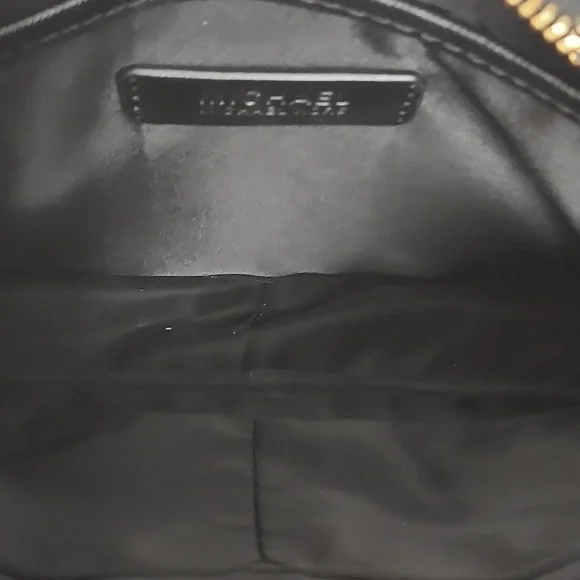 Michael Kors Jet Set Crossbody w/Free MK Wallet - Picture 9 of 15